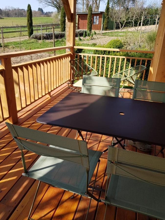 La Cabane Du Jardin Bongheat Екстер'єр фото