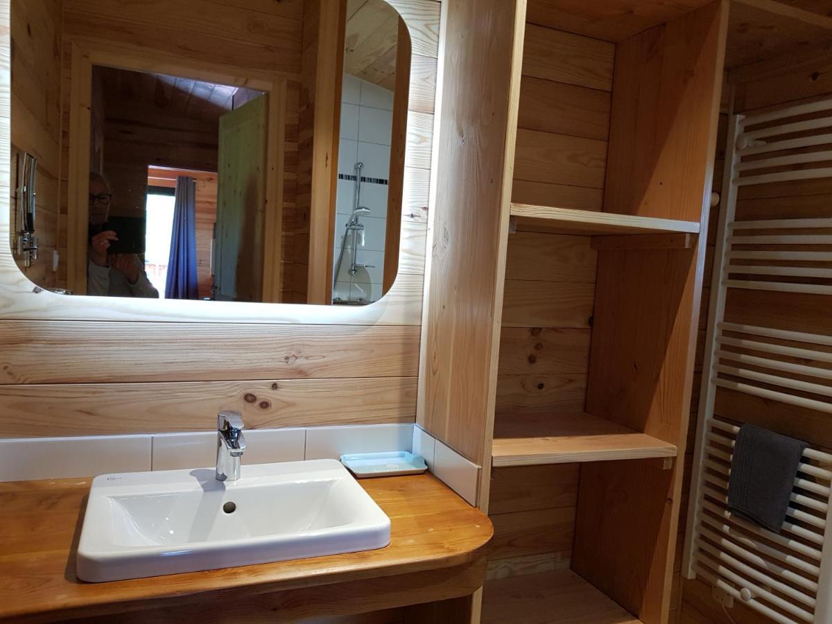 La Cabane Du Jardin Bongheat Екстер'єр фото